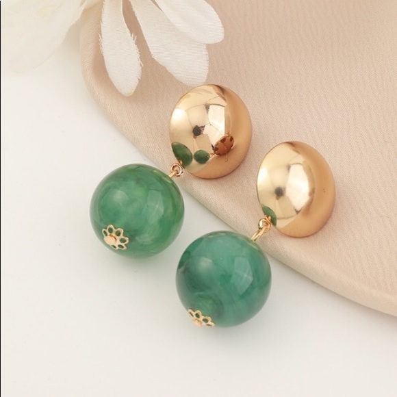 NEW! Colorful Ball Earrings. Available in Pink, Green, White, Yellow. - Picture 8 of 8
